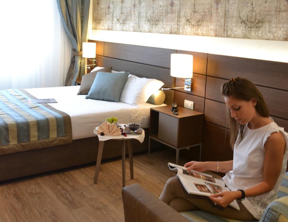 Lh Hotel Sirio Venedig Zimmer foto